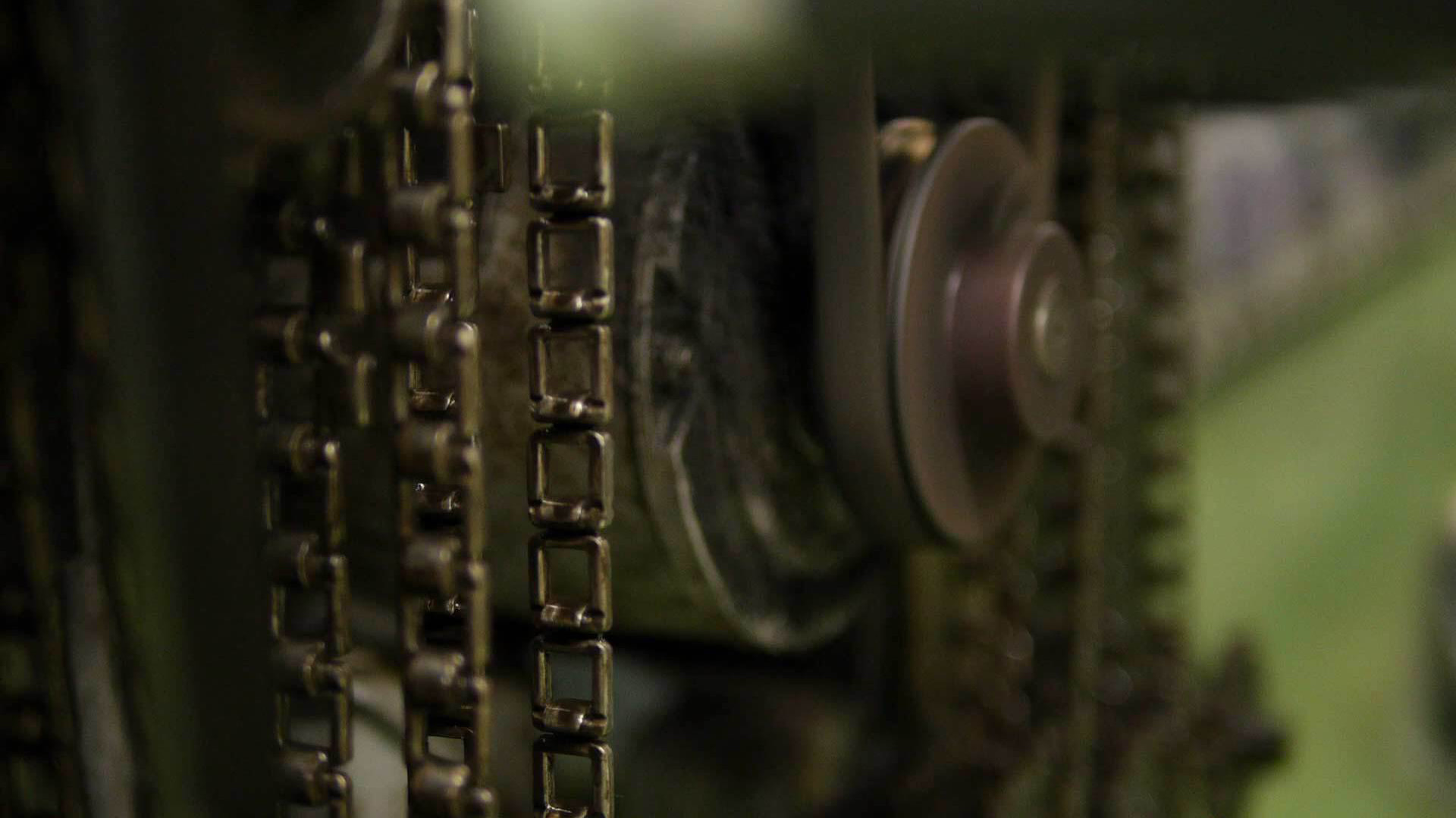 日本製の靴下製造機アップ